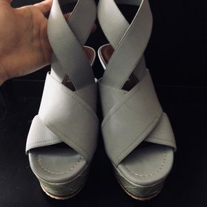 Donald J Pliner wedges size 6